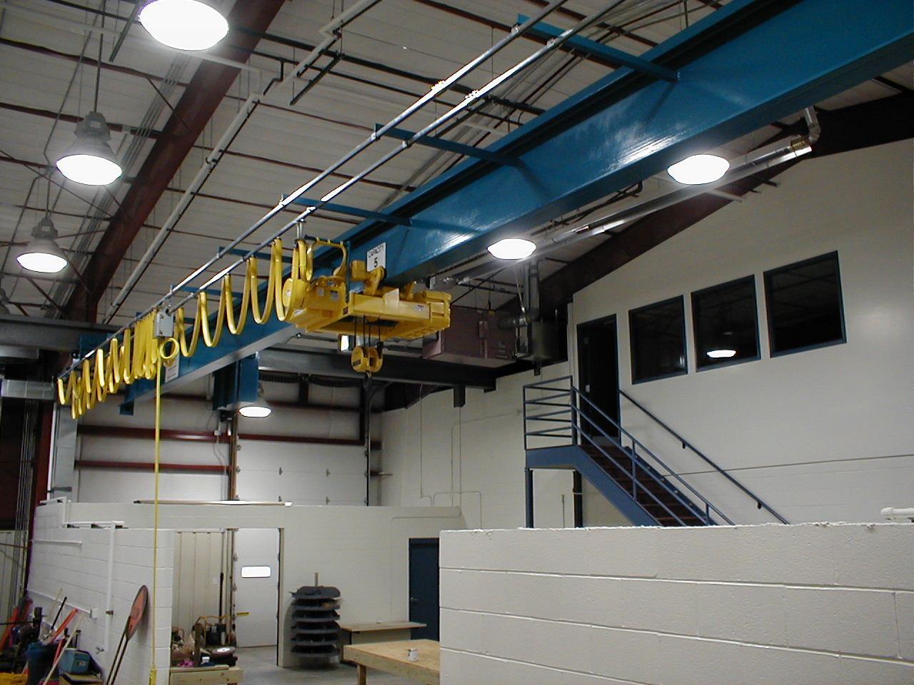 Top Running Single Girder with Yale Brand Hoist